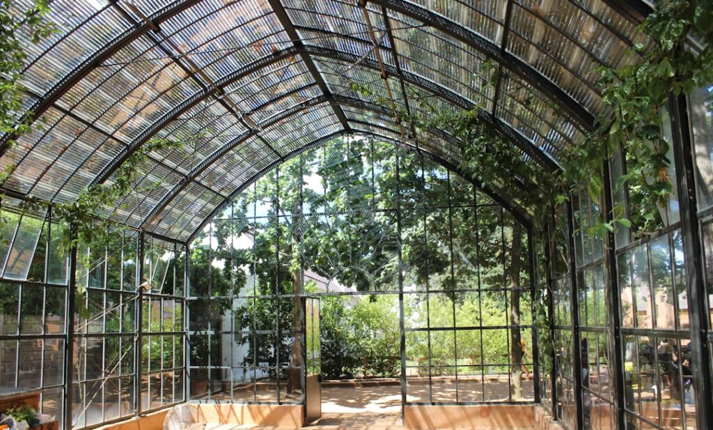 Como Villa Verde Antica glass greenhouse interior