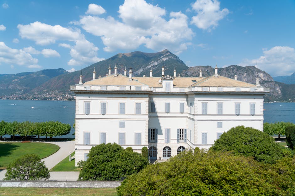 Villa Melzi lakeside garden view