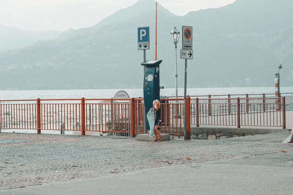 Fahrkartenverkauf am Hafen des Comer Sees