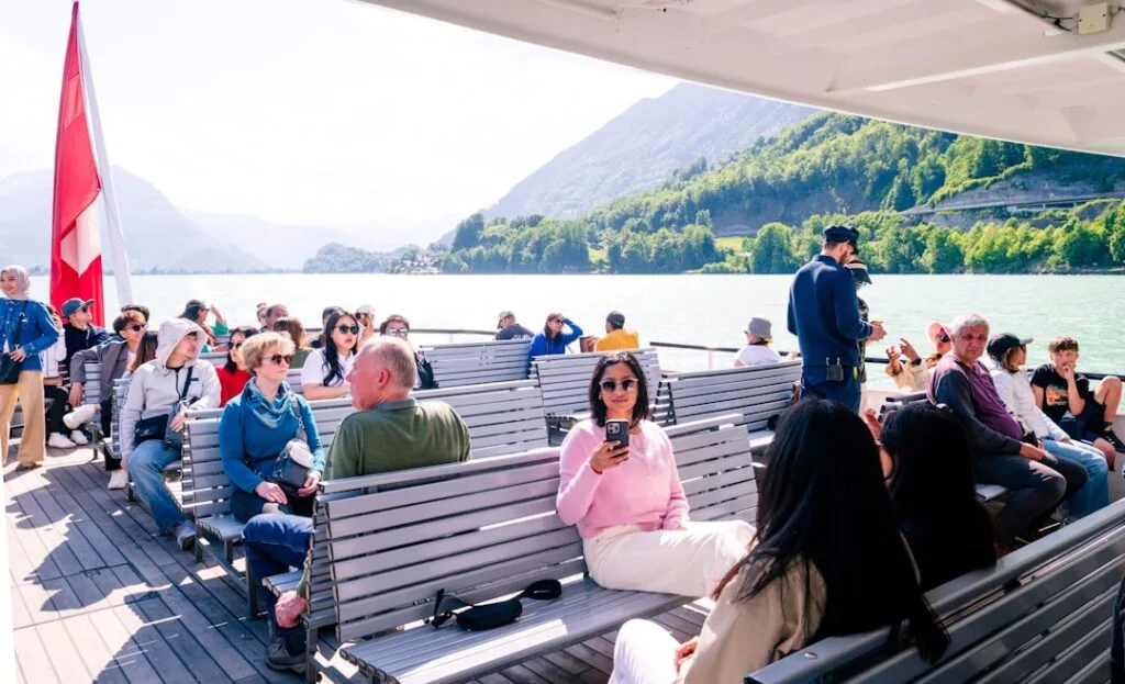 Billets combin s ferry et Lac-come travel tourism landmark